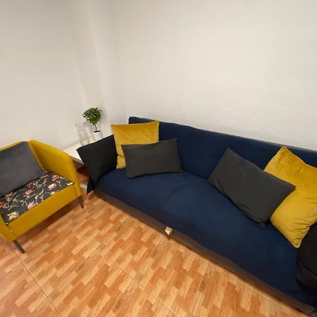 Апартаменти Marques De Larios Plaza Las Flores Parking Gratis Малага Екстер'єр фото