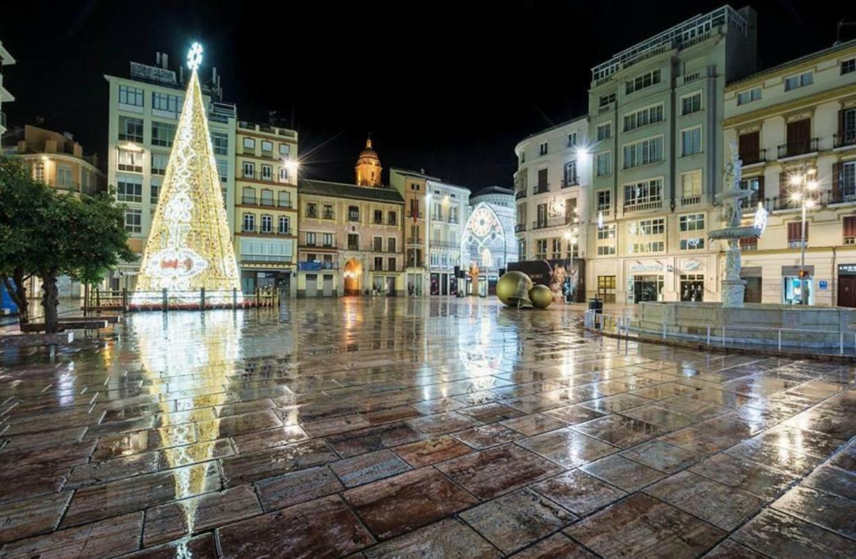 Апартаменти Marques De Larios Plaza Las Flores Parking Gratis Малага Екстер'єр фото
